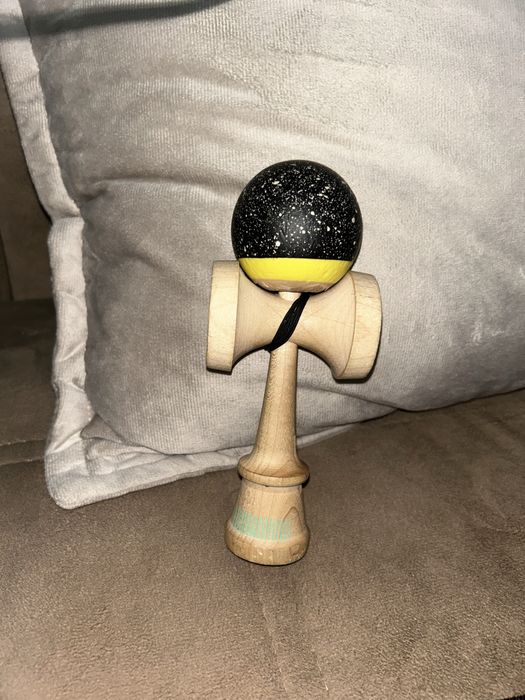 Kendama broken bones cu tama revo