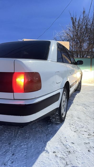 Audi продам Ауди 100 с4  седан