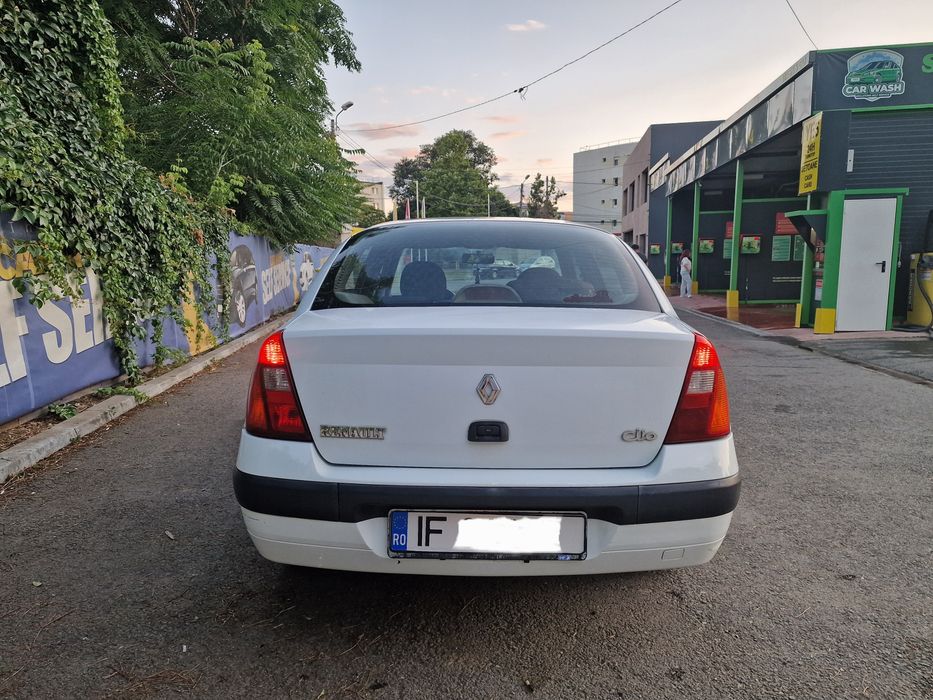 RENAULT Clio 2003 — imagine 2