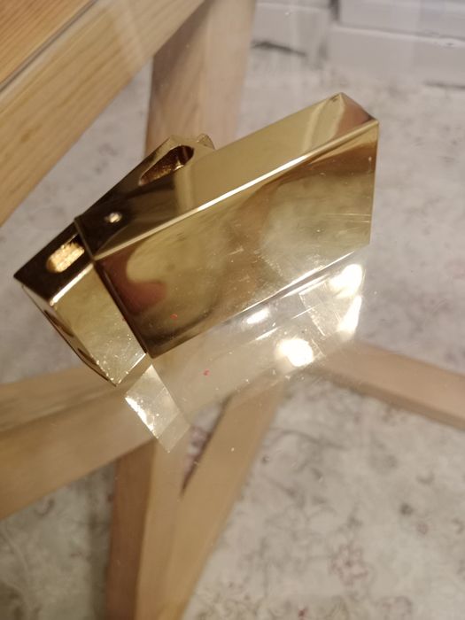 Бензиновая зажигалка.