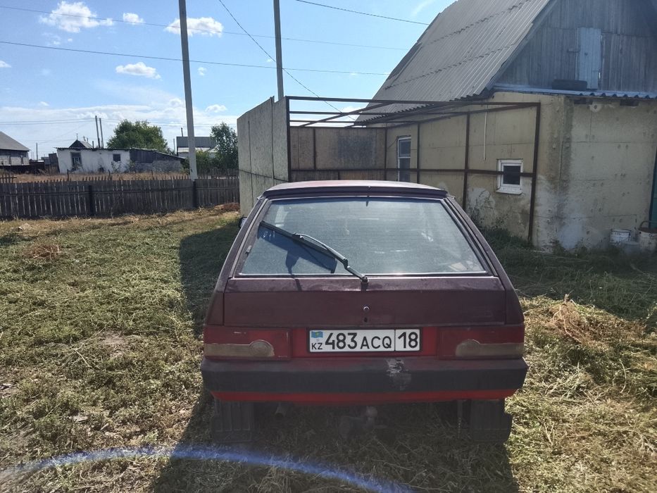 Продам машину ВАЗ 21093