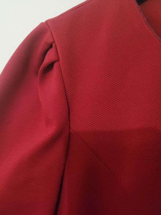 Rochie grena office, eleganta, impecabila, marimea S