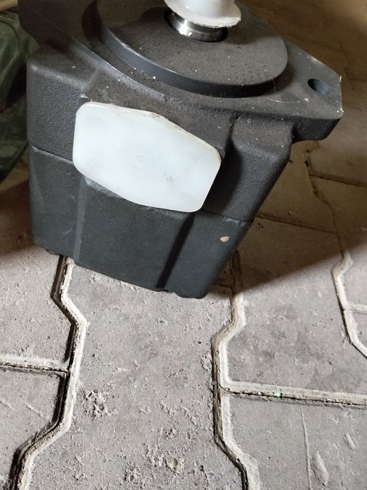 Продам Гидравлический насос