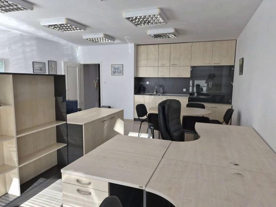 Дава се под наем Офис в София, Иван Вазов - 73 кв.м за 700 € - Снимка #4