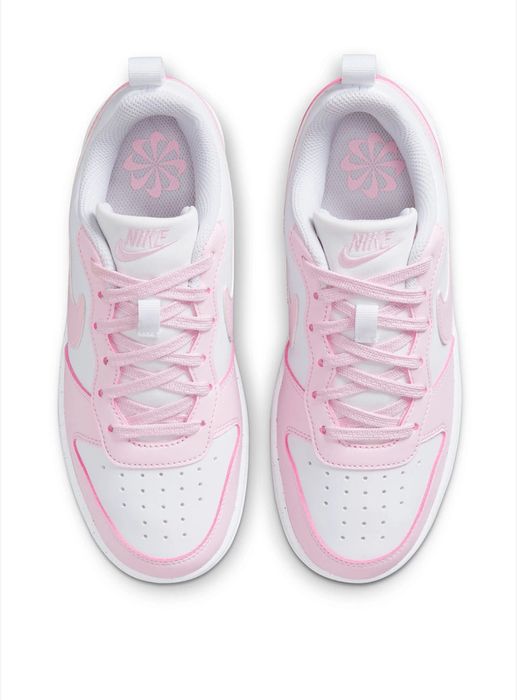 Nike court borough  alb/roz siret cu sclipici auriu
COURT BOROUGH LOW RECRAFT GS Sneake
COURT BOROUGH LOW RECRAFT GS Sneake
COURT BOROUGH LOW RECRAFT