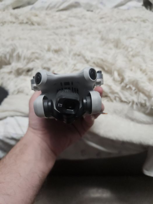 Продам на запчасти dji mini 4 pro