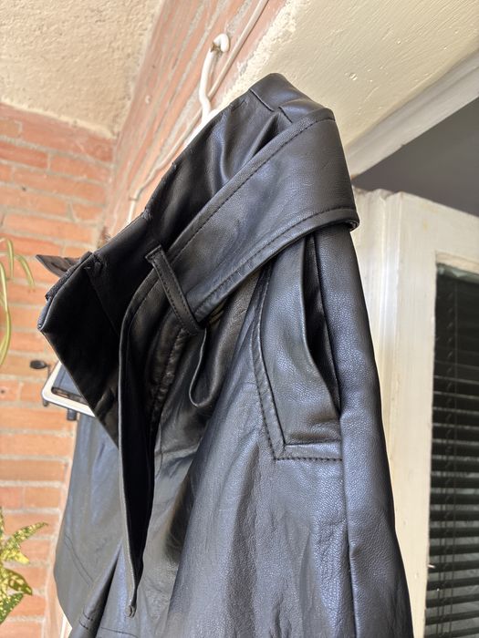 20 lei zara pantaloni scurți din piele neagră cu buzunare