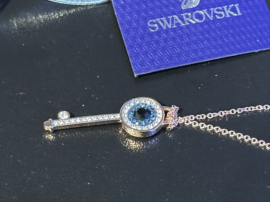 Ново Дамско Колие Swarovski Pendant Symbolic Evil Eye and Key Necklace Rose-gold tone
