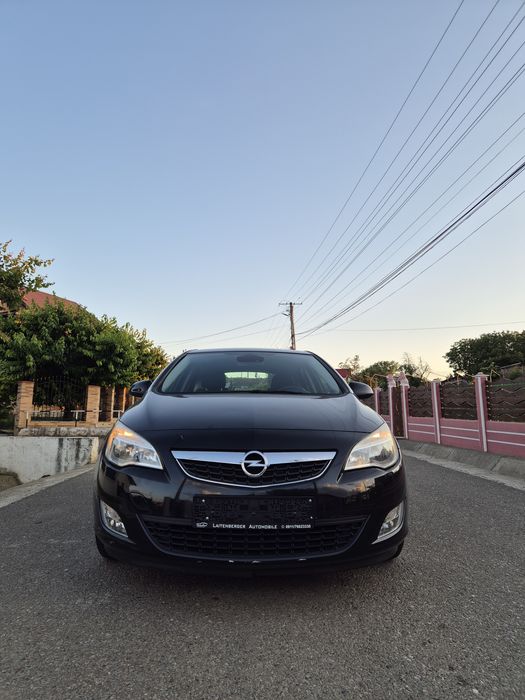 OPEL Astra 2011 — imagine 2