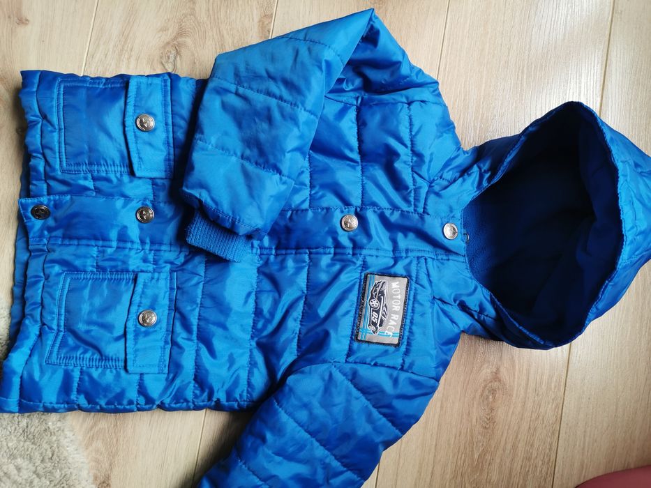 РАЗПРОДАЖБА! Зимно топло яке за момче 3-4 години и с подплата