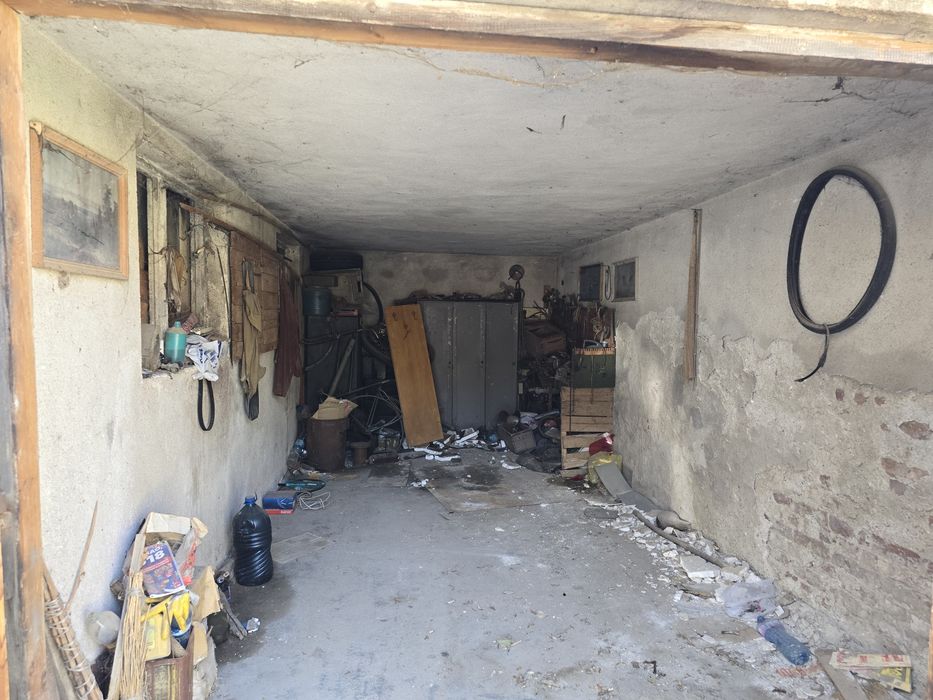 Продава се Едностаен апартамент в Казанлък - 27 кв.м за 945 €/кв.м - Снимка #2