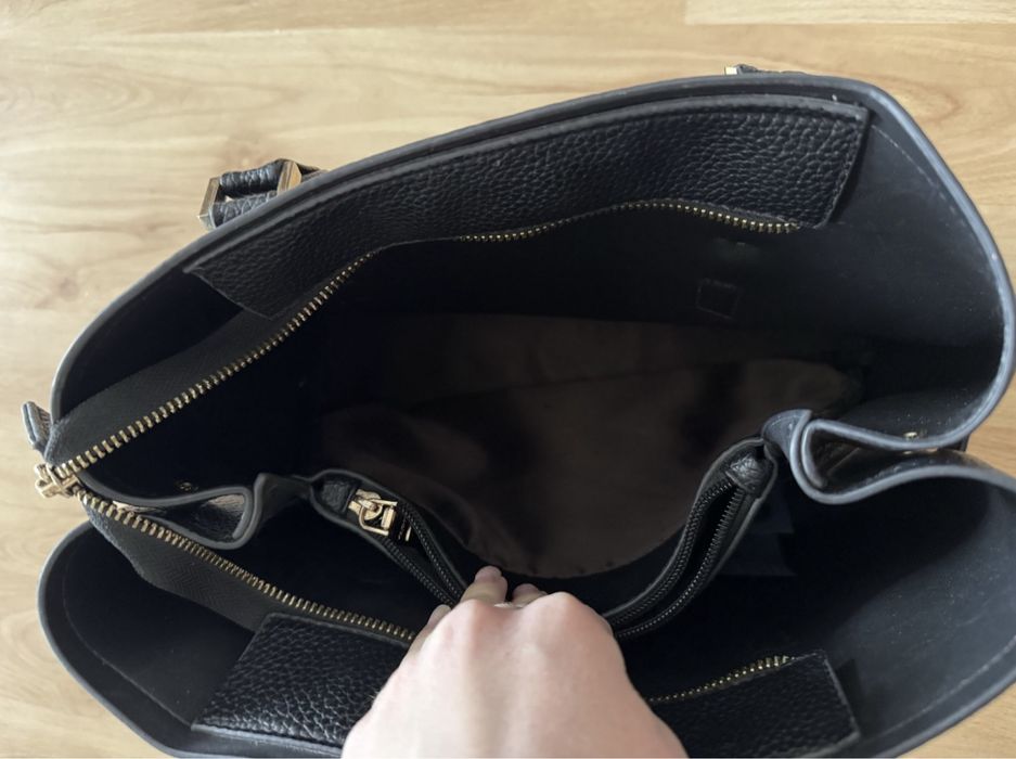 Женская сумка черная