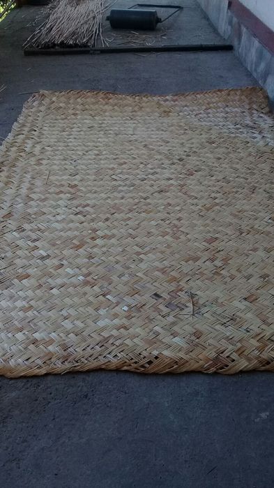 Qamish boʻyra sifatli toʻqilgan oshxona va besedkalar uchun