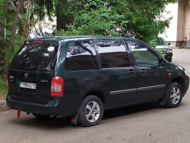 Продам Mazda MPV 2000 года