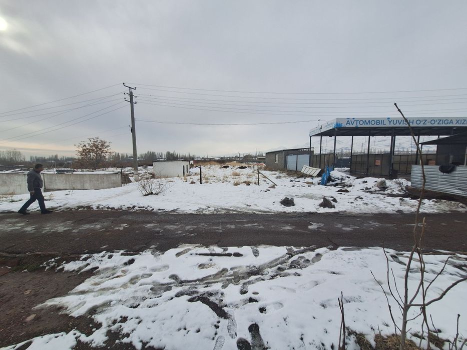 Нотурар курилишга тайор ер сотилади дакументи тоза 100 фоиз.