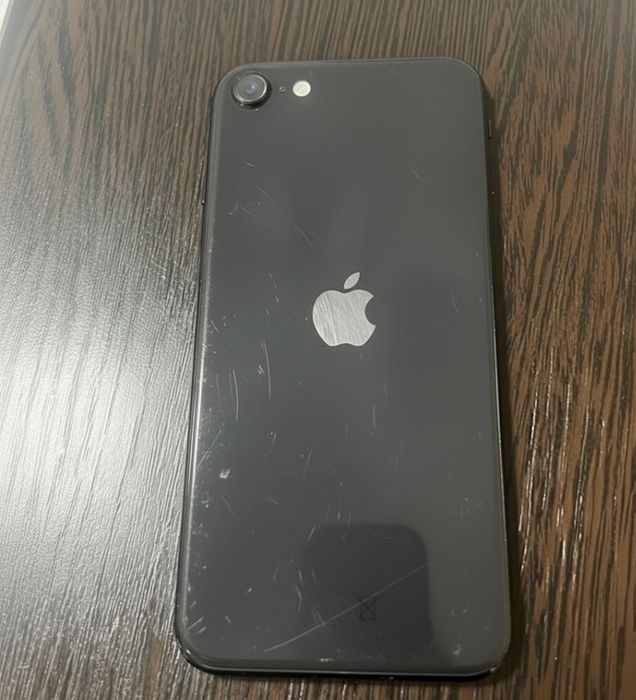 iPhone SE2  128 GB