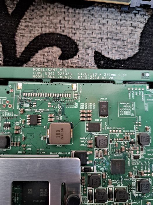 Телевизор Samsung UE40NU7100U