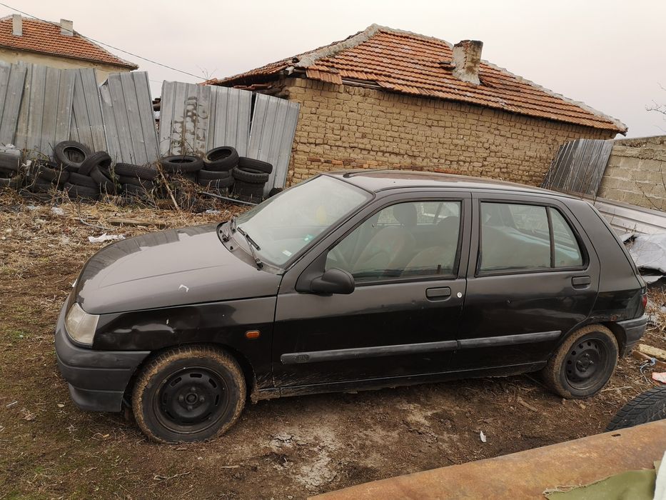 Рено клио на части