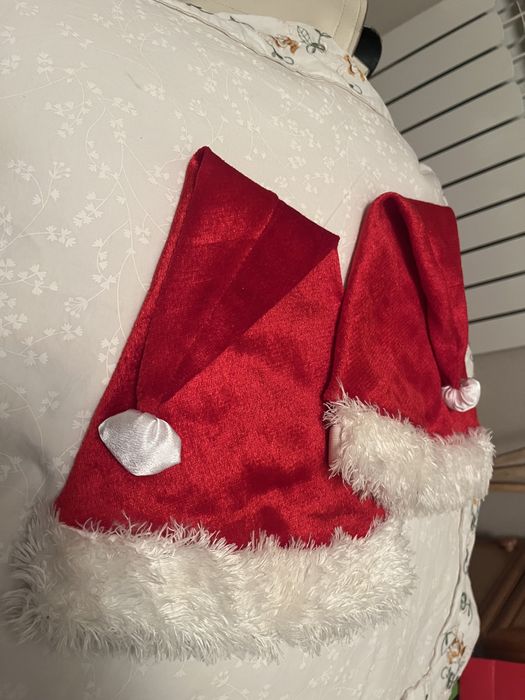 Продам 2 шапки колпаки санта клауса