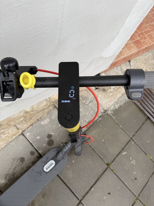 Vand trotineta Xiaomi 5 max  cu garantie