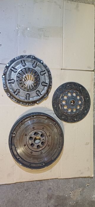 Продам двухмассовый маховик в комлекте
