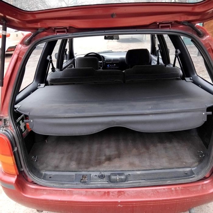 Продава се Нисан Съни