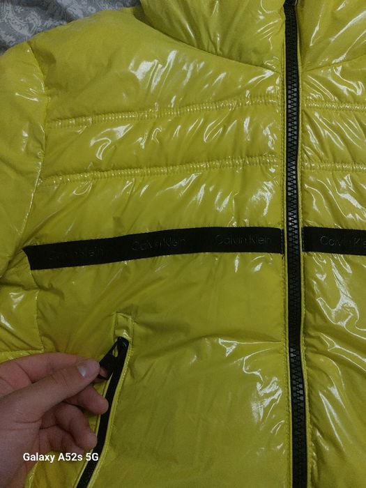 Продава се яке Calvin klein  оригинално!