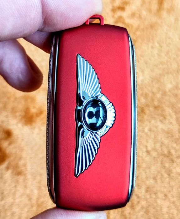 Мини телефон Луксозен Бентли Bentley малък телефон Breitling 2 СИМ