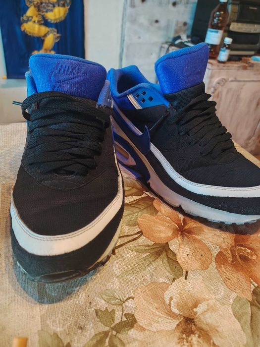 Nike, Kobe. Nike air max
