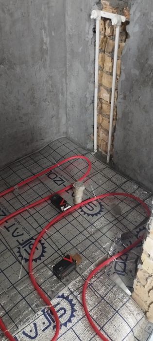 Услуга сантехника быстро и качественно.