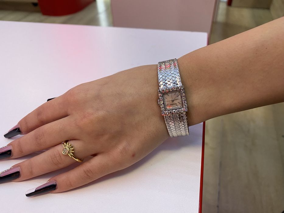 Ceas de aur 18K cu diamante