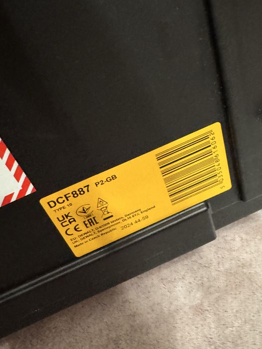 DEWALT DCF887P2 impact driver 2-18V-5AH LI-ION batteries brushless