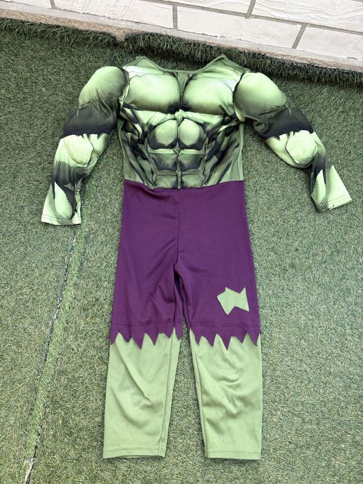 Карнавални Хелоуин костюми 2-5 години ( полицай,лекар, пират, хълк)