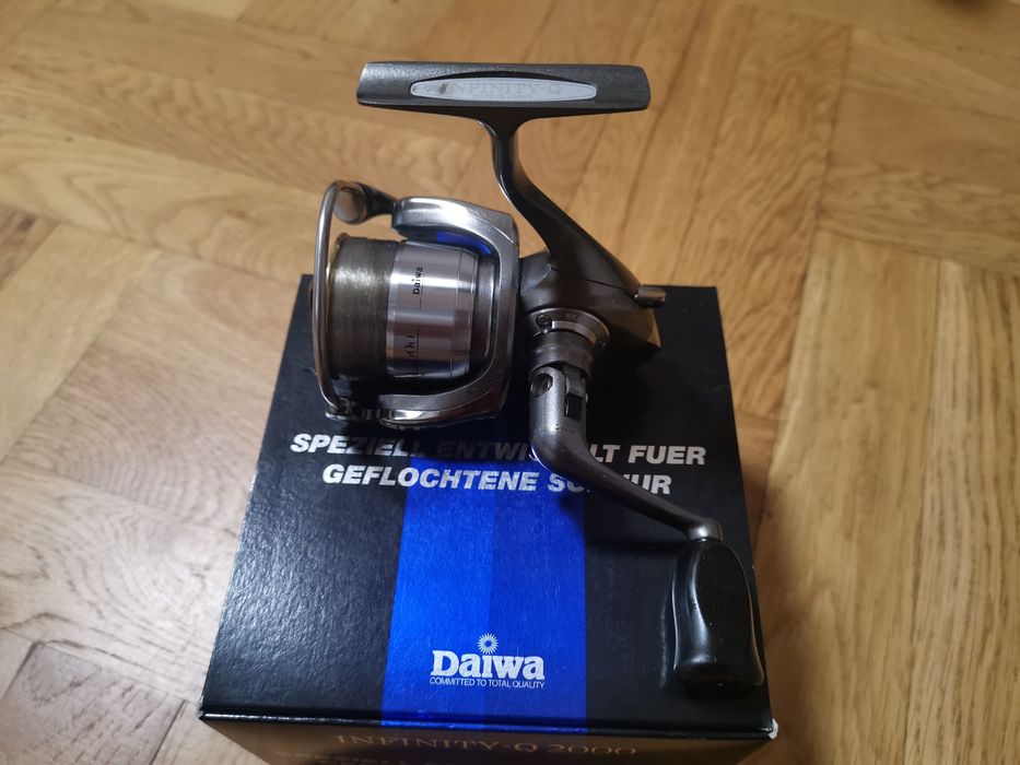 Макара Daiwa Infinity Q 2000