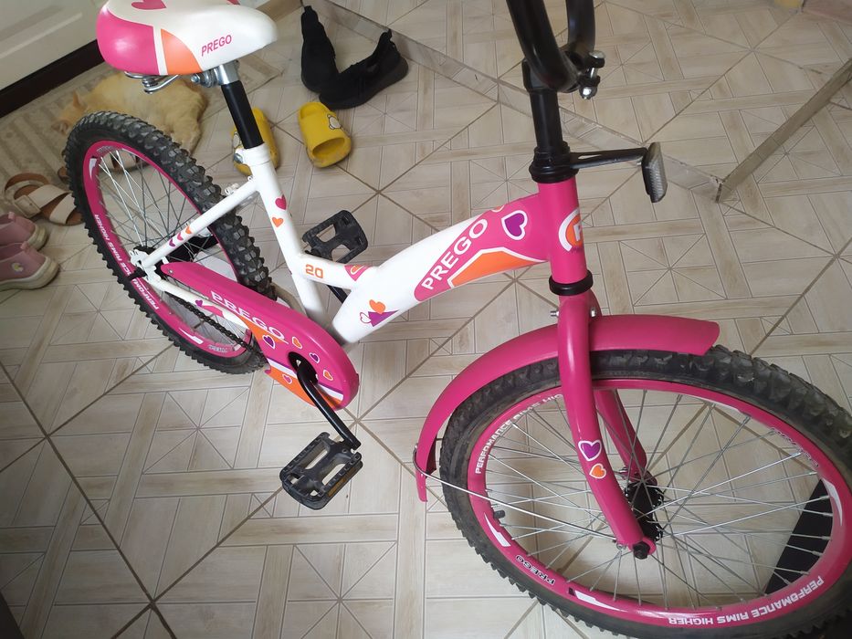 Вилосепед+ подарок роллики