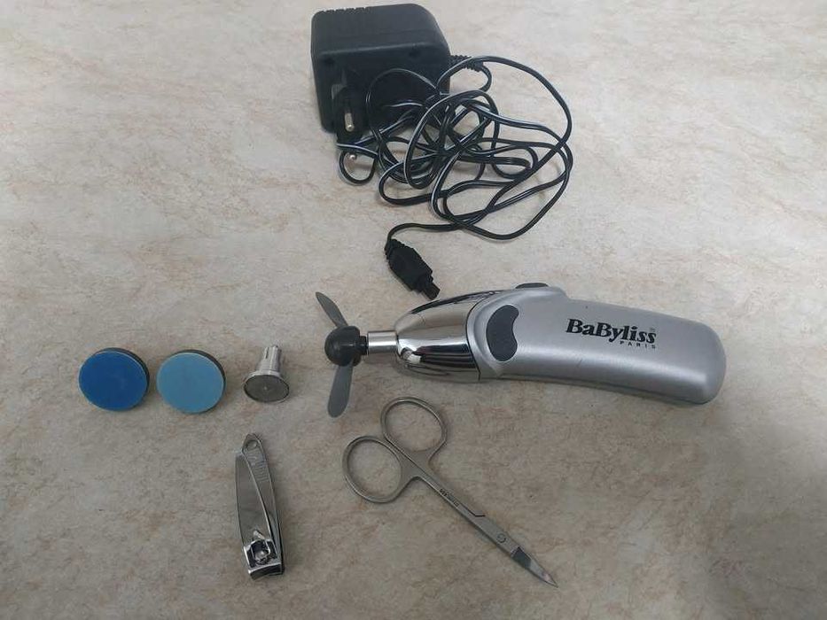 Trusa pentru manichiura si pedichiura BaByliss 8480E