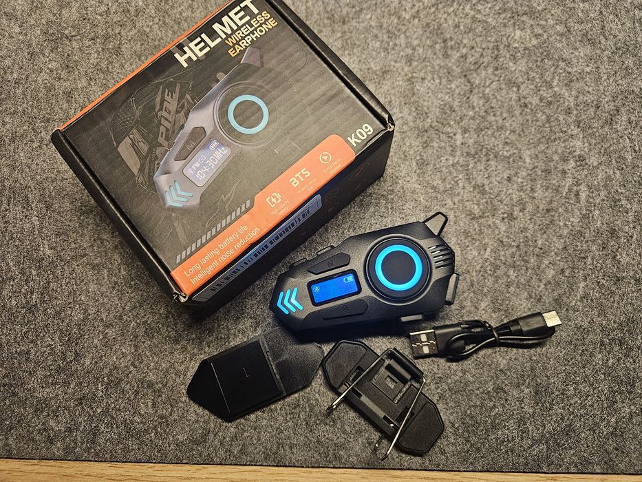 Интерком  - 2 броя.