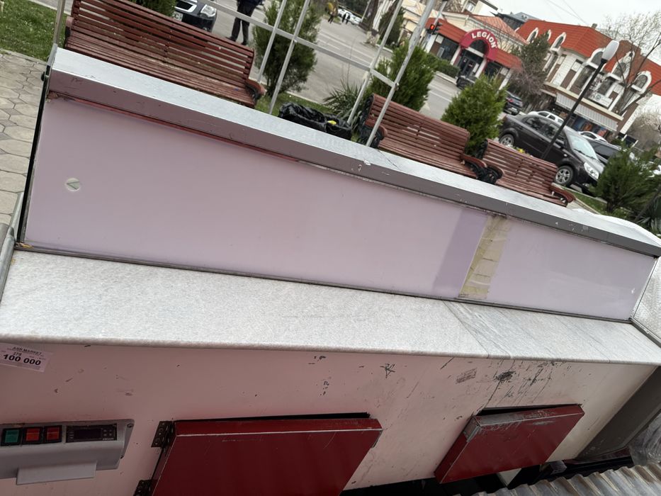 Холодильник витрина для колбасы