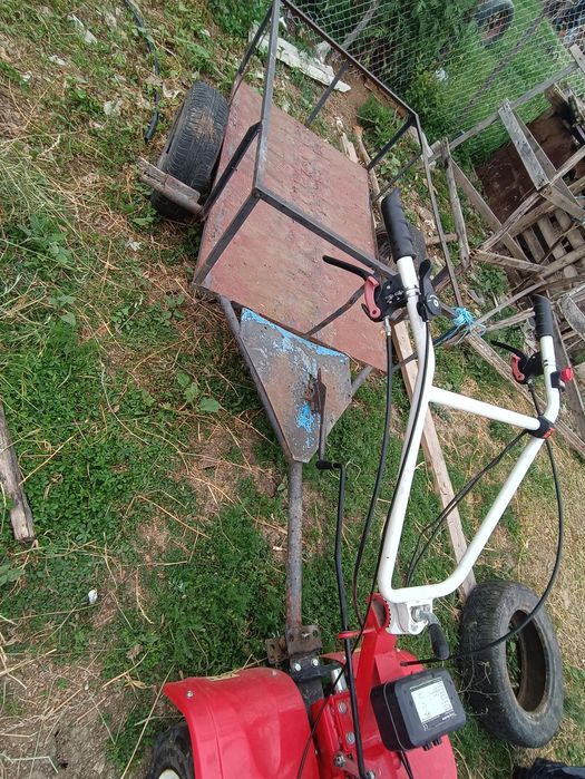 Vind motocultor în stare buna