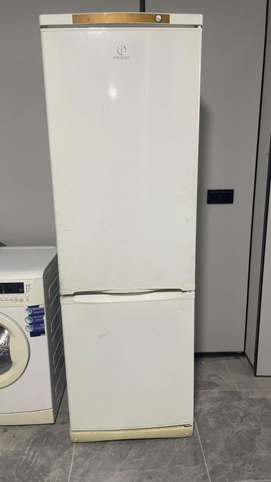 Продам холодильник за 20000