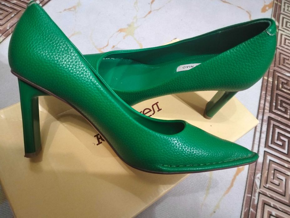 Продам кожаные  туфли