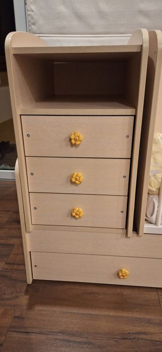 Бебешка кошара трансформираща се в единично легло