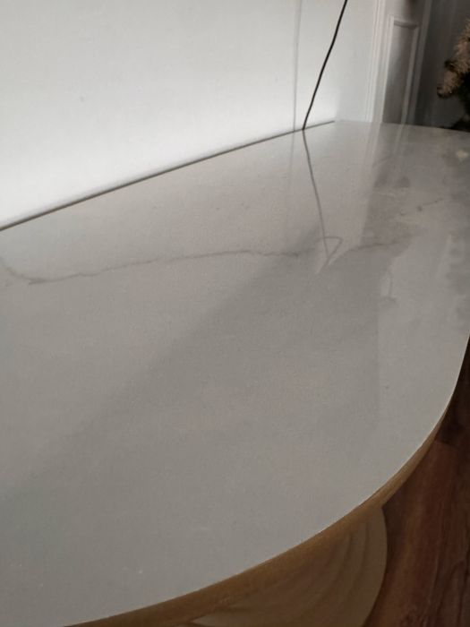 Консоль для интерьера