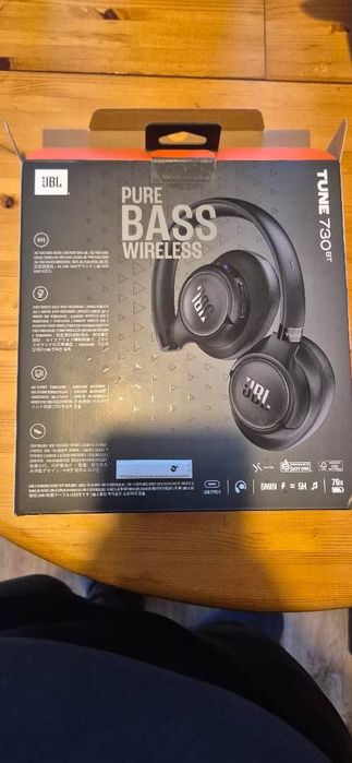 Слушалки JBL tune 730BT