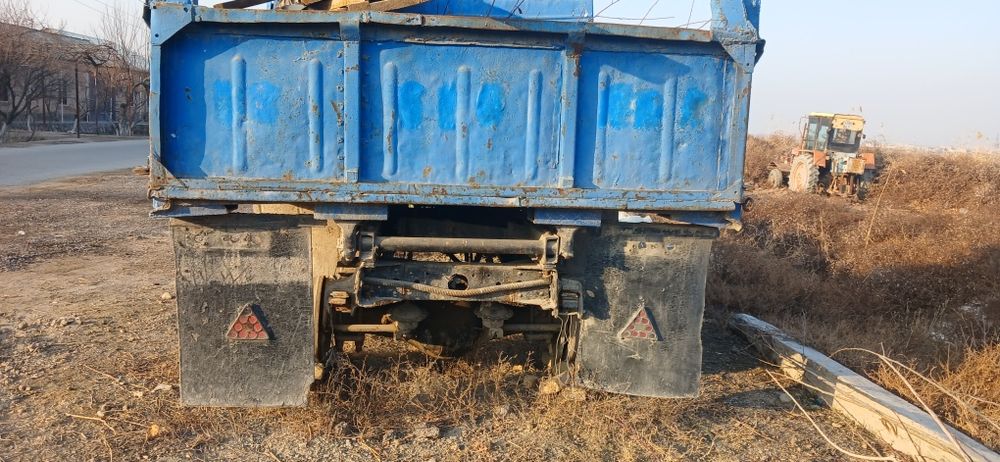 Зил сотилади зил