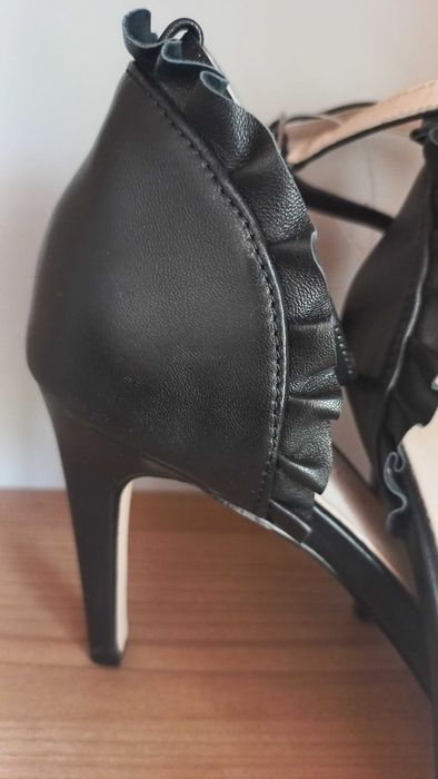 Сандал естествена кожа