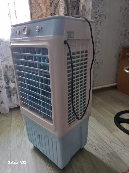 Кондиционер напольный