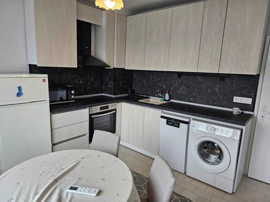 Тристаен до пазар Чаталджа - 600 Евро