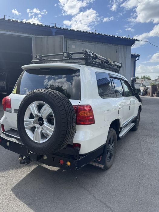 Land Cruiser 200
