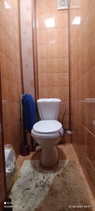 Продаётся 4 ком. квартира, 77 серия, 4 этаж 4 эт.дома. Паркент. базар.